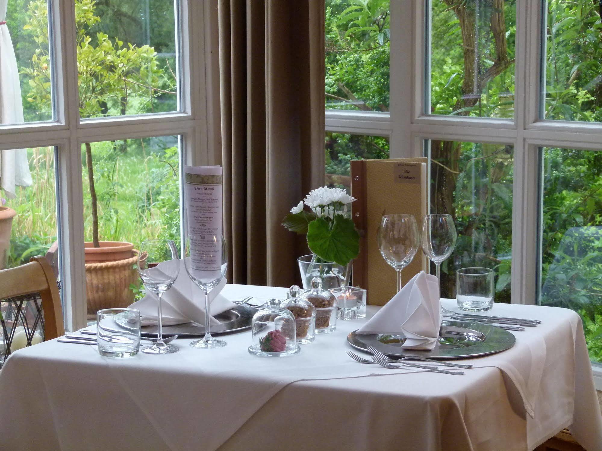 Gutshof Woldzegarten Hotel Eksteriør billede